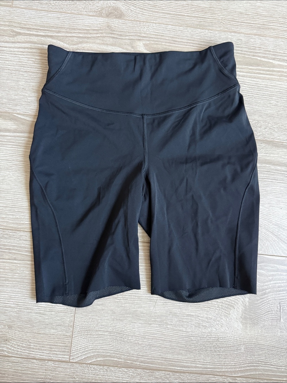 Lululemon Base Pace 8” Bike Shorts - Picture 1 of 7